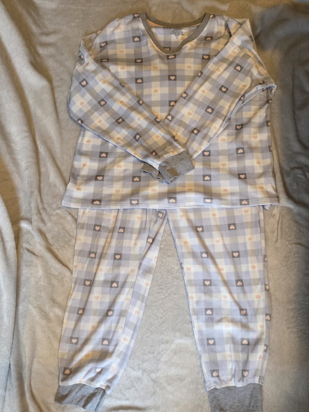 Cuddl Duds Girls Plaid Heart Pajama Set - Light Gray & Cream Like New